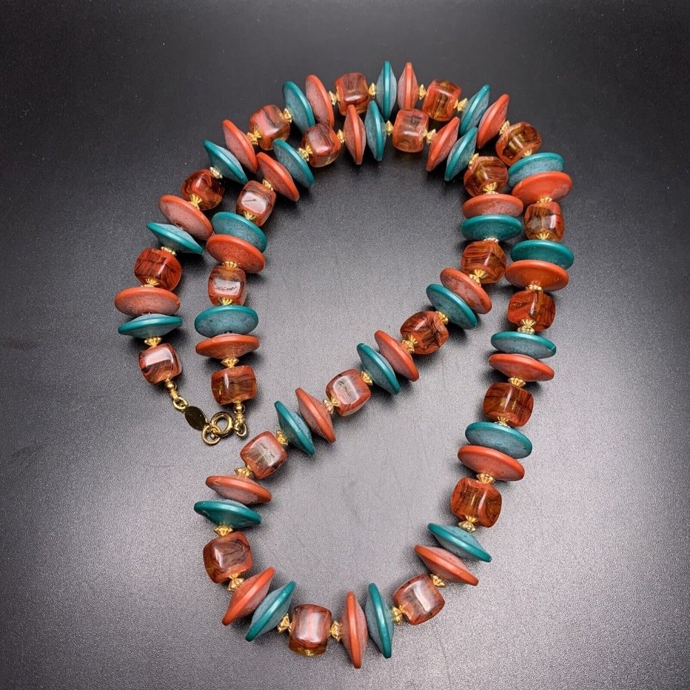Freirich Necklace Chunky Long Red Green Acrylic Plastic Disc Bead Beaded Bold